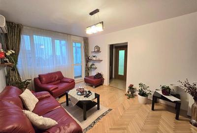 AP.2 CAM ET.4/7 RENOVAT COMPLET MOBILAT UTILAT SECTOR 1 ION MIHALACHE METROU 1 M - 4