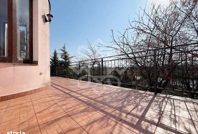 Casă cu 8 camere cu Teren 1270 Mp în Ciupercenii Noi - 2