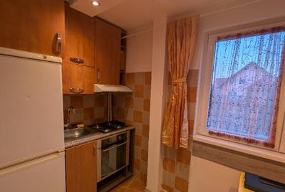 Garsonieră în Tractorul - 4