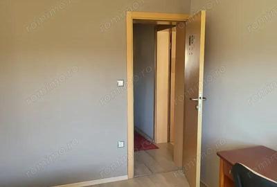 Apartament cu 3 camere decomandat în Colentina