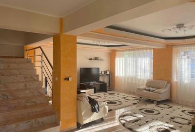 Casă cu 4 camere în Central - 6