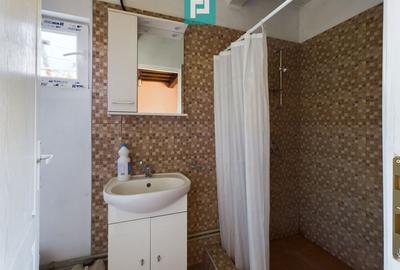 Casă cu 5 camere cu Teren 2158 Mp în Sălăjeni - 13