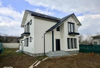 Casă cu 5 camere cu Teren 502 Mp în Central