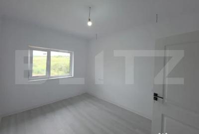 Casă cu 4 camere cu Teren 420 Mp în Central - 2