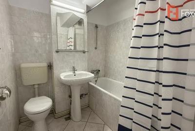 Apartament cu 4 camere semidecomandat, mobilat în Central - 1