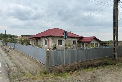 Casă cu 2 camere în Garvăn - 5