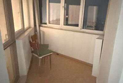 Apartament cu 3 camere semidecomandat în Grivița - 1