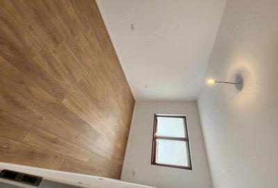 Casă cu 4 camere cu Teren 325 Mp în Moșnița Veche