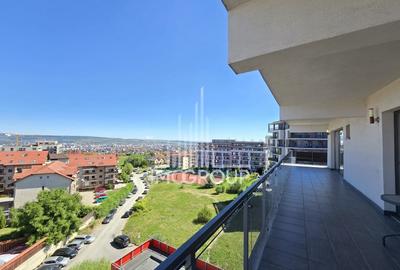 Apartament cu 3 camere semidecomandat, mobilat în Bună Ziua