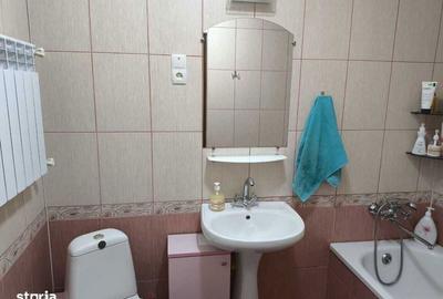 Garsonieră decomandată în Brâncoveanu