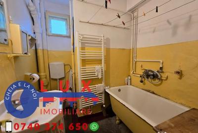 Apartament cu 3 camere semidecomandat în Central - 10