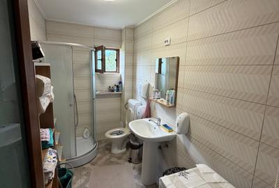Casă individuală cu 5 camere cu Canalizare în Central - 8