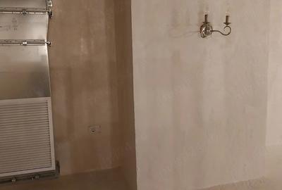 Spațiu comercial, de 170 mp, în Central - 6