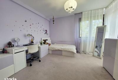 Casă cu 9 camere cu Teren 380 Mp în Central - 15