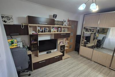 Apartament 2 cam Mobilat-Utilat - 4