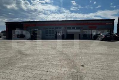 Spațiu comercial, de 390 mp, în Central - 2