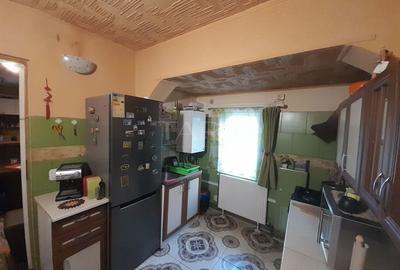 Apartament cu 3 camere decomandat, mobilat în Central - 6