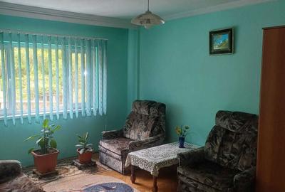 Apartament cu 2 camere decomandat în Central - 1