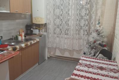 Apartament de vânzare - 3