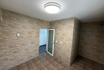 Apartament cu 3 camere decomandat în Nicolina - 16