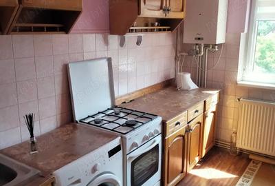 Apartament 2 camere,decomandat - 4