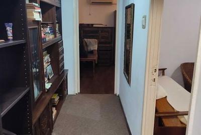 Apartament cu 2 camere decomandat în Berceni