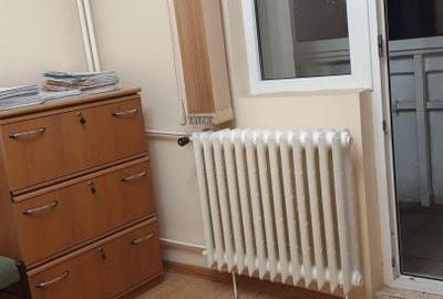 Spațiu comercial, de 78 mp, în Polonă