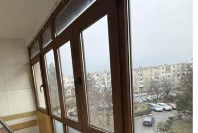 Apartament cu 3 camere decomandat, mobilat în 9 Mai - 4