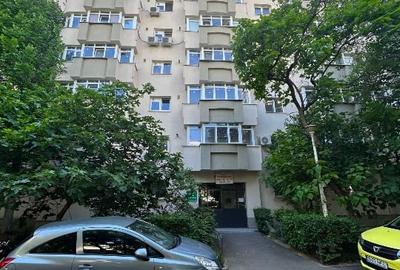 Apartament cu 2 camere decomandat în Colentina