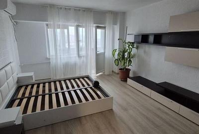 Garsonieră decomandată, mobilată în Vitan Mall - 5