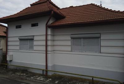 Casă cu 4 camere în Central - 7