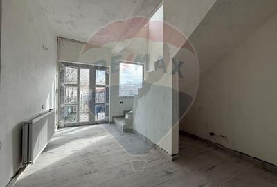 Casă individuală cu 6 camere cu Teren 300 Mp în Sud - 4