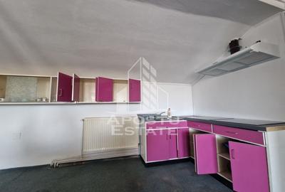 Casa individuala- Spatiu comercial cu 6 camere,280 mp,Zona Dragasani - 19