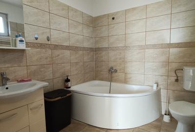 INCHIRIEZ casa 4 camere P+1+pod mobilata si utilata doar sa va mutati - 17