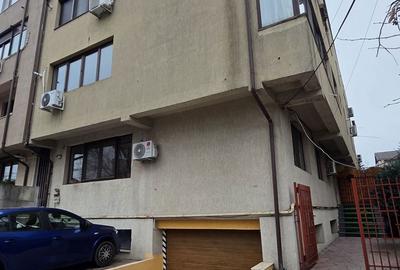 Apartament cu 3 camere semidecomandat, mobilat în Bucureștii Noi - 11