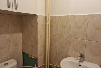 Apartament cu 3 camere semidecomandat, mobilat în Olteniței - 6