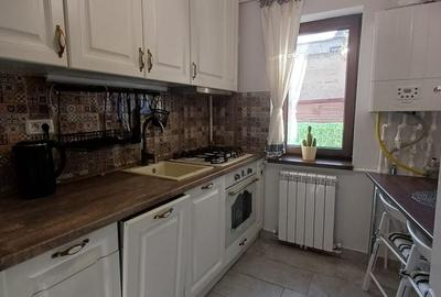 Apartament cu 3 camere decomandat în Peninsula - 27