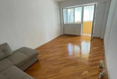 Apartament 3 camere Zona Inspectoratului Scolar - etaj 3/4  -75 mp - 8