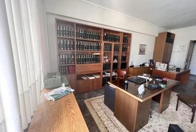 Spațiu comercial, de 30 mp, în Brâncoveanu