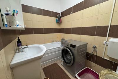 Apartament cu 2 camere decomandat, mobilat în Metalurgiei - 11