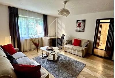 Apartament cu 2 camere semidecomandat în Soarelui