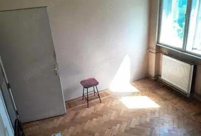 Apartament 2 camere Balcescu semidecomandat neamenajat - 1