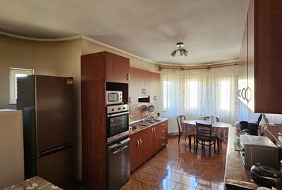 Casă cu 4 camere în Strei - 1