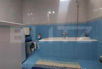 Casă cu 5 camere cu Teren 241 Mp în Central - 8