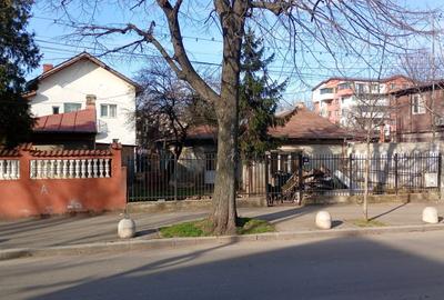 Spațiu comercial, în Central