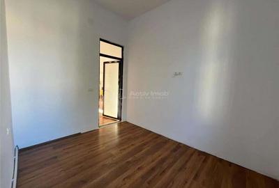 Apartament cu 3 camere nedecomandat în Lugoj