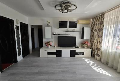 Apartament cu 3 camere semidecomandat în Titan - 3