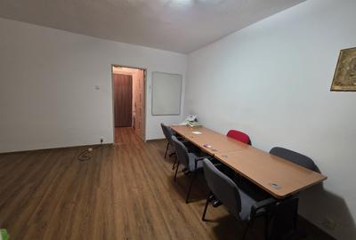 Jean Steriadi, 10 minute metrou 1 Decembrie 1918, stradal, scoala 82 - 6