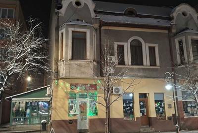 Spațiu comercial, de 58 mp, în Central - 5