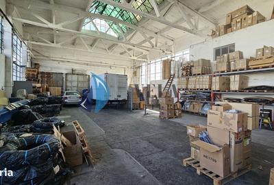 Spațiu comercial, de 330 mp, în Central - 1